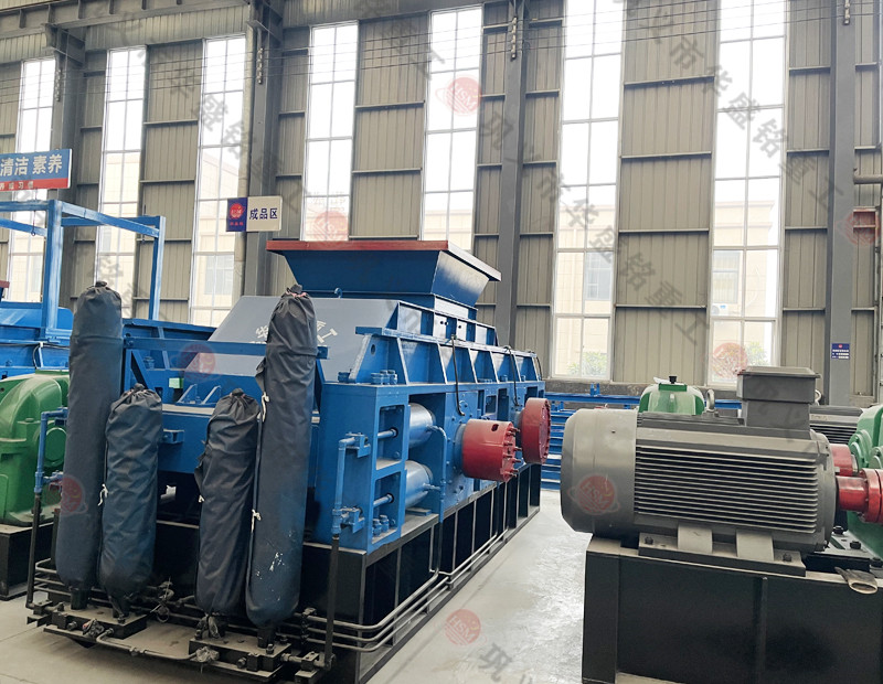 大型瓜米石對(duì)輥制砂機(jī)多少錢一臺(tái)？