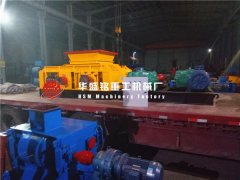 雙齒輥破碎機(jī)如何排料才能不堵料？