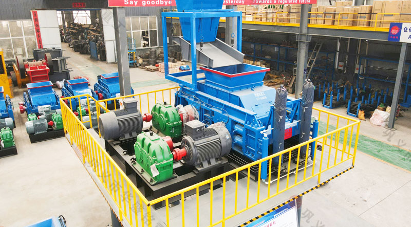 哪里找大型生產(chǎn)雙齒輥破碎機(jī)的廠家？